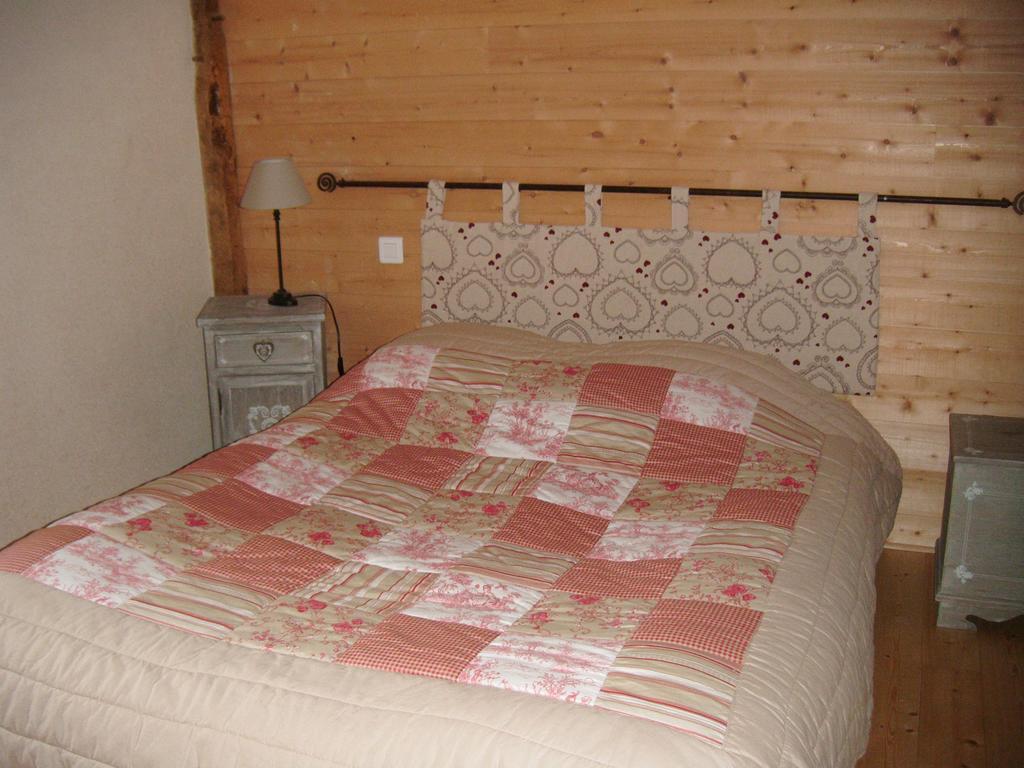 Gite Le Puy Rabasteau Шантони Номер фото